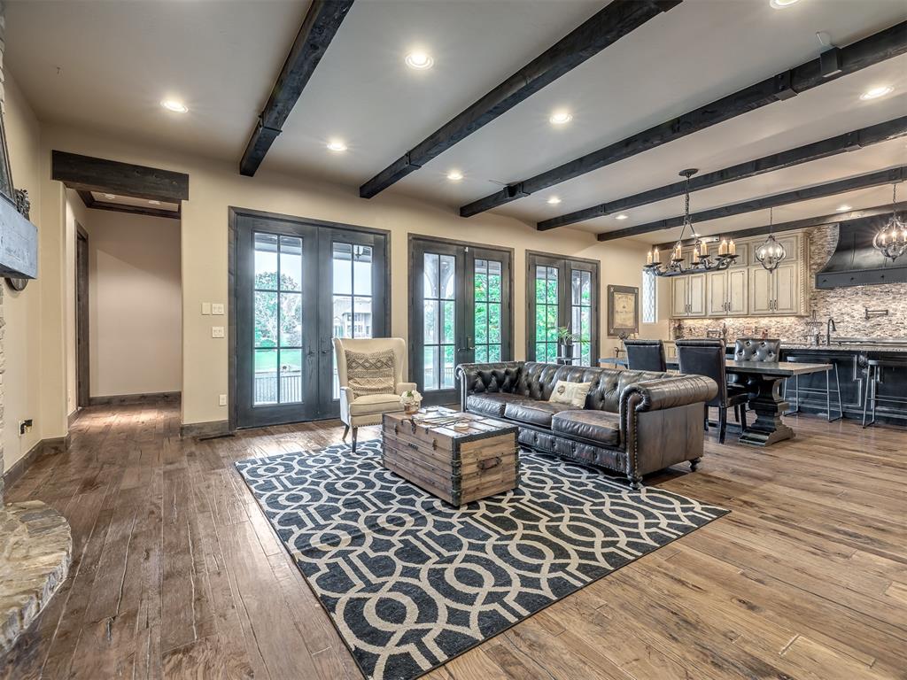 4517 Roundup Road Property Photo 10