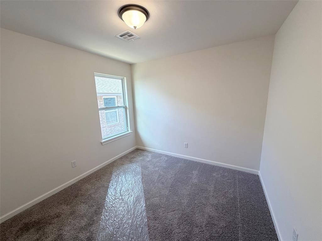 3024 Nw 196th Place Property Photo 10