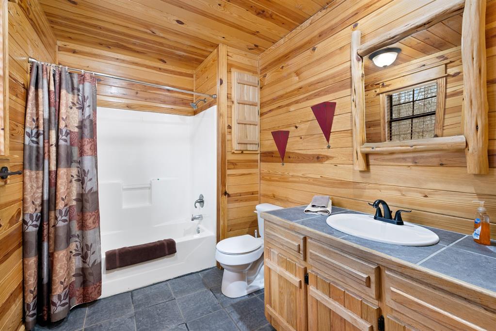 68 Eg Lane Property Photo 18