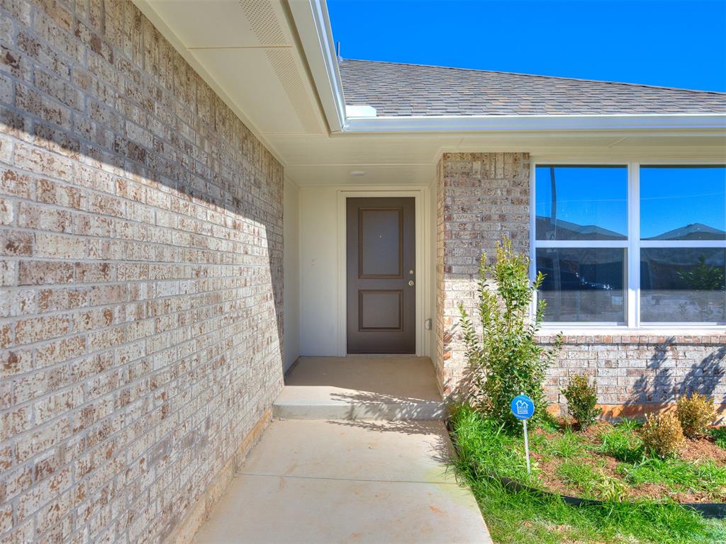 9100 Blackfork Lane Property Photo 3