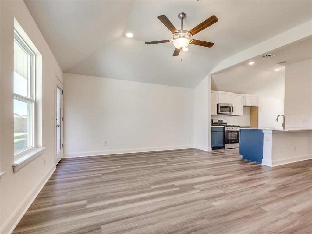 9100 Blackfork Lane Property Photo 10