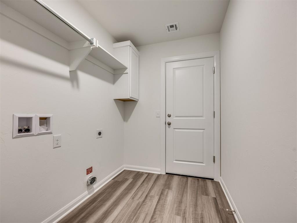 9100 Blackfork Lane Property Photo 11