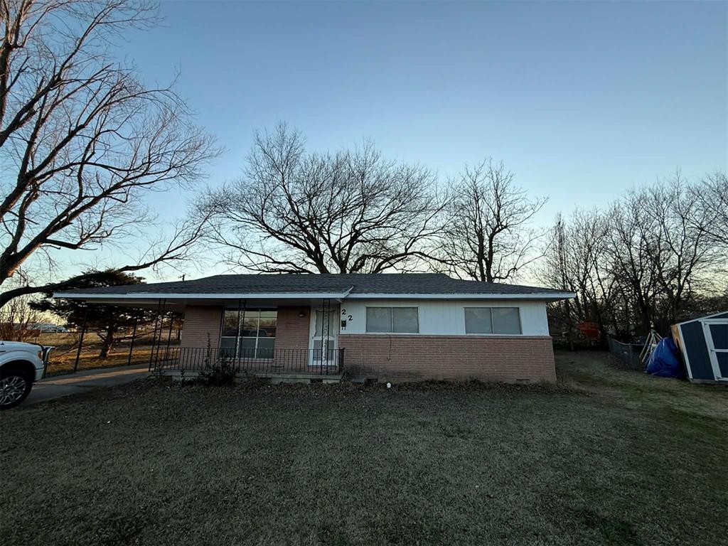 22 E Rondel Avenue Property Photo 1