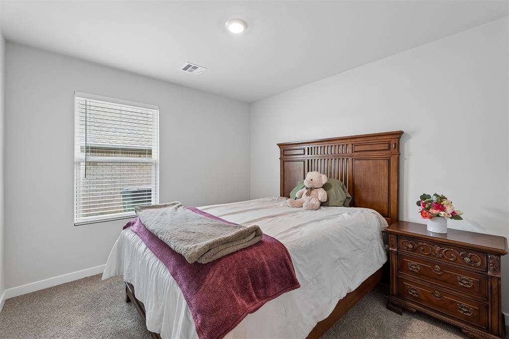 9049 Nw 149th Street Property Photo 28