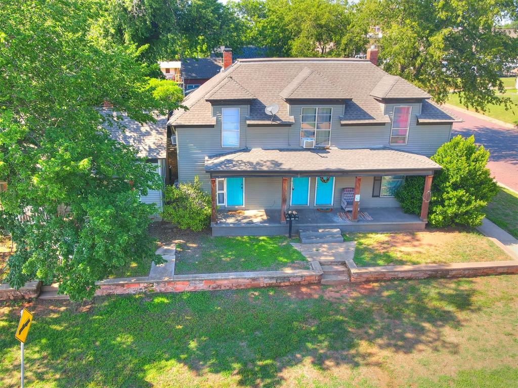220 E Springer Avenue Property Photo 13