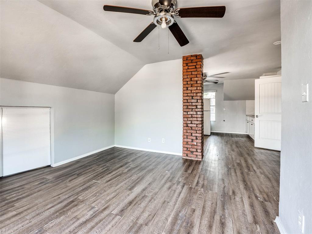 220 E Springer Avenue Property Photo 33