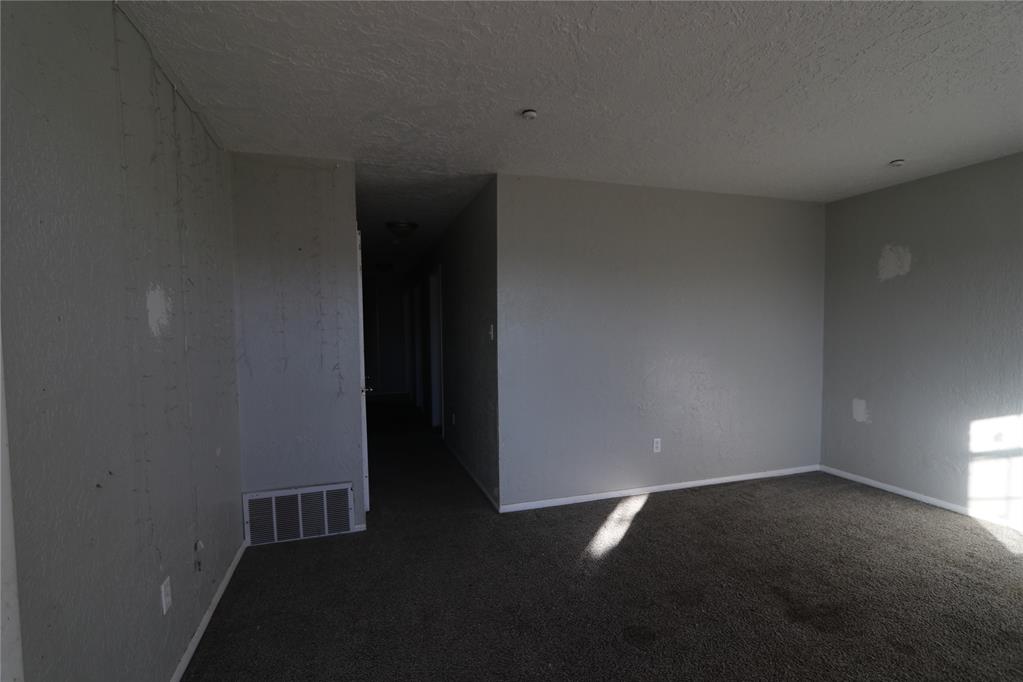 6905 Sw Forest Avenue Property Photo 5