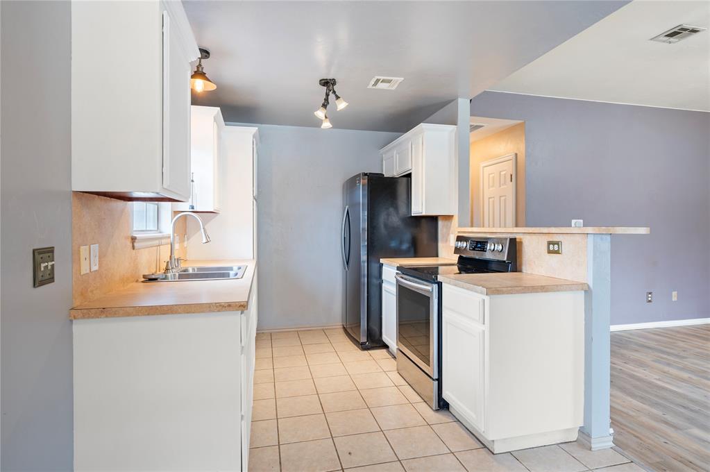 14048 Ne 4th Street Property Photo 5