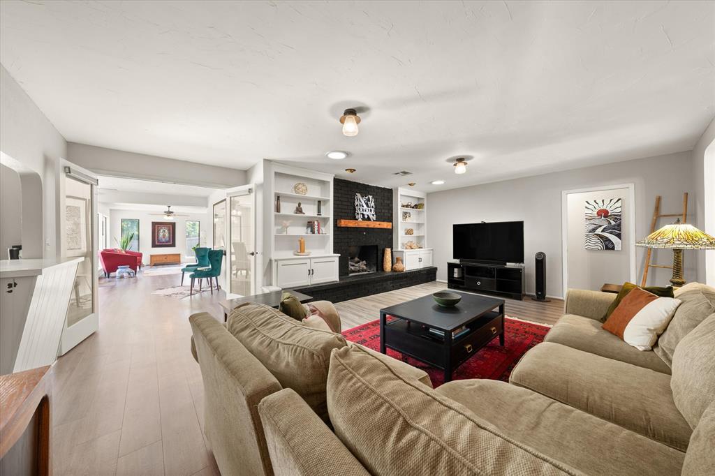 8208 Nw 114th Street Property Photo 4