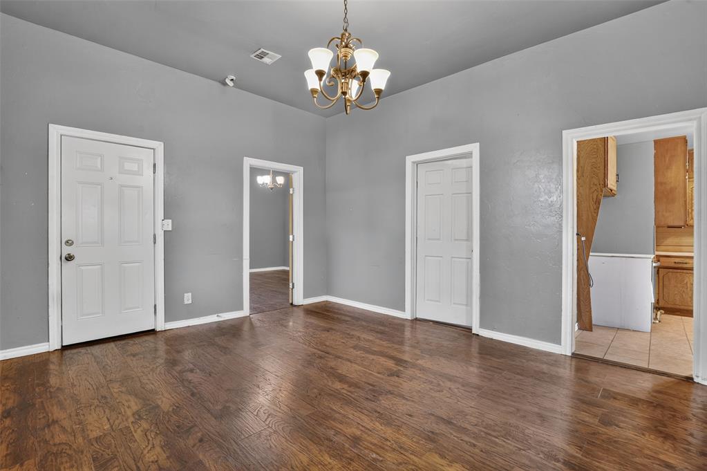 720 N Boulevard Street Property Photo 3