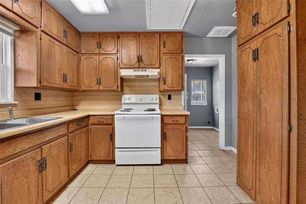 720 N Boulevard Street Property Photo 7
