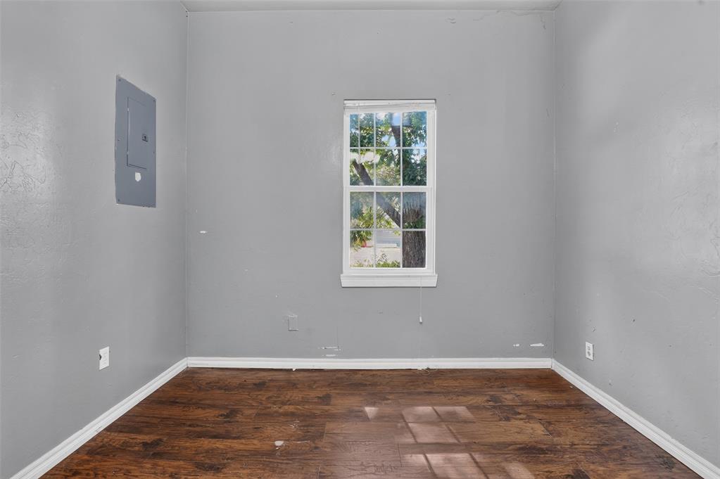 720 N Boulevard Street Property Photo 11