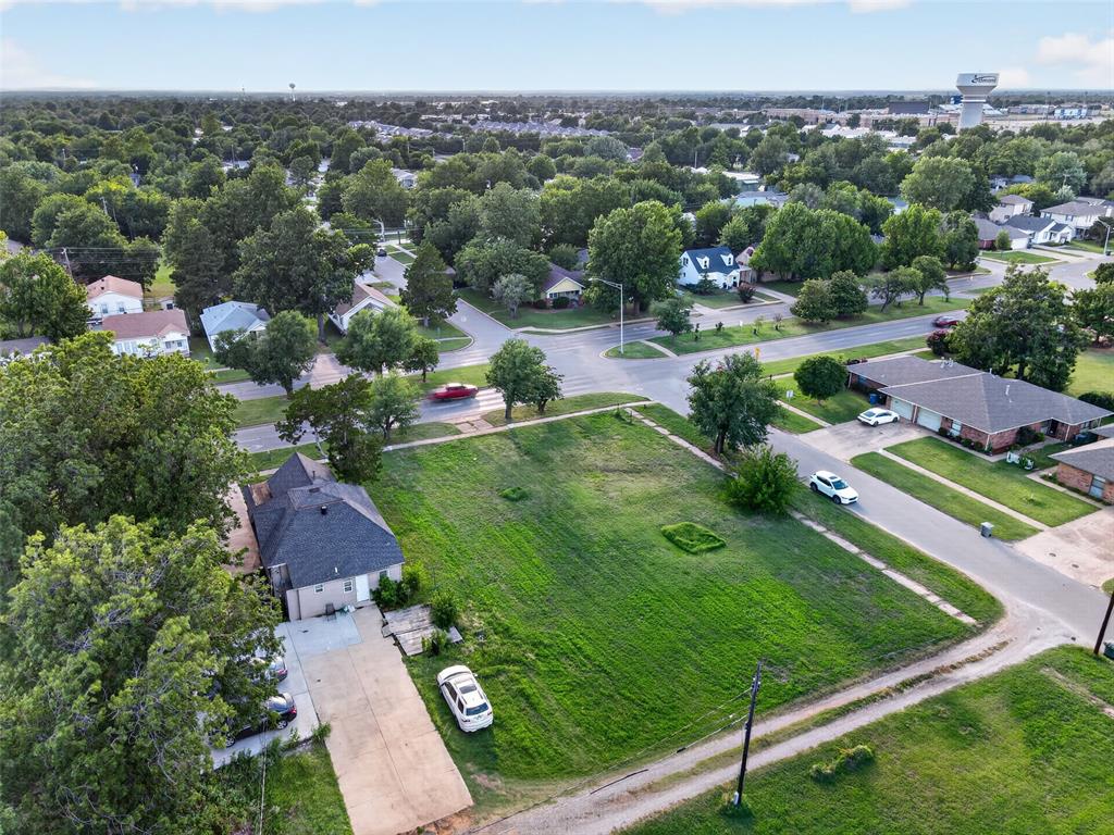 720 N Boulevard Street Property Photo 15