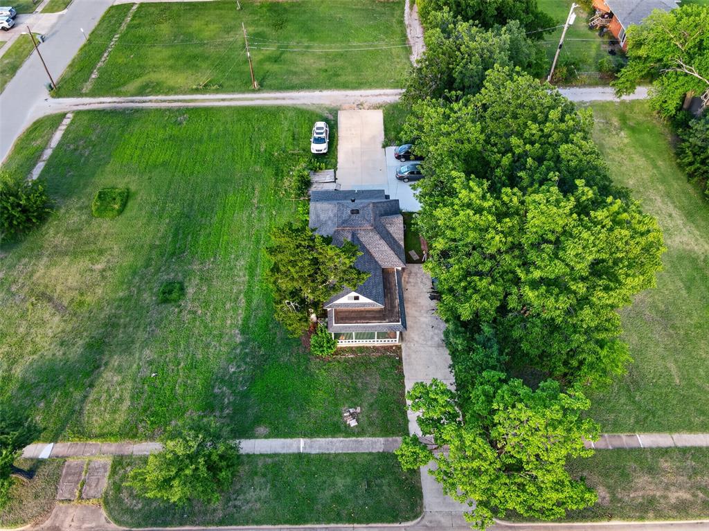 720 N Boulevard Street Property Photo 18