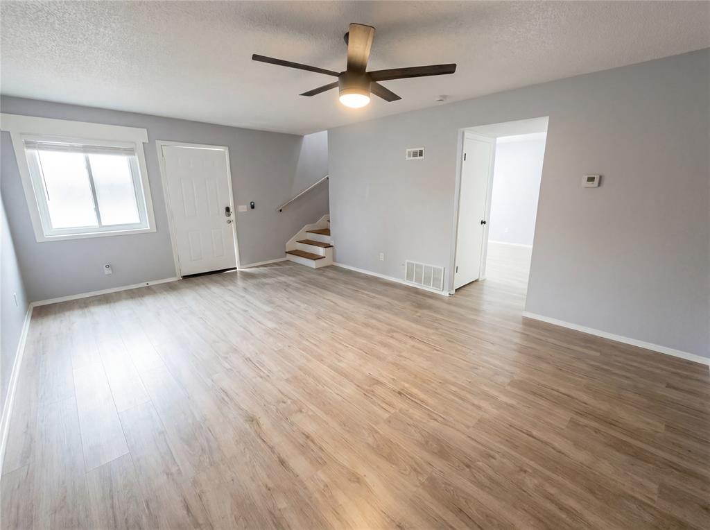 6020 Nw Expressway Property Photo 6
