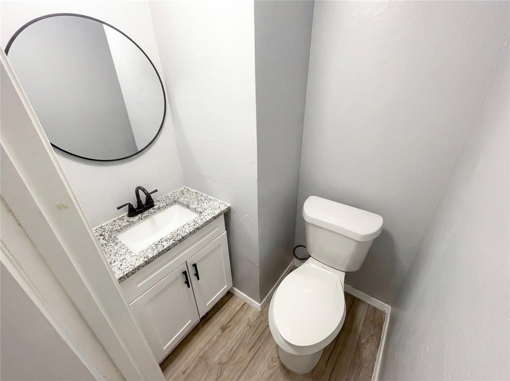 6020 Nw Expressway Property Photo 11