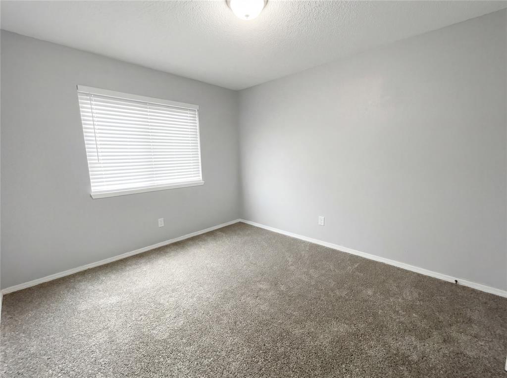 6020 Nw Expressway Property Photo 12