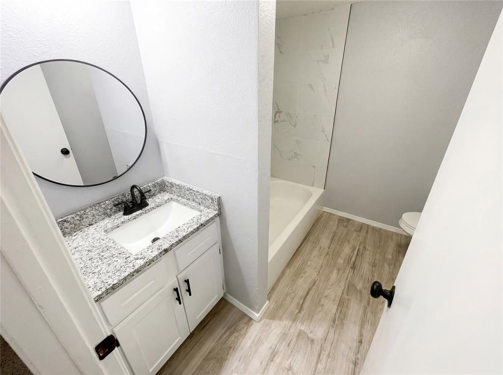 6020 Nw Expressway Property Photo 13