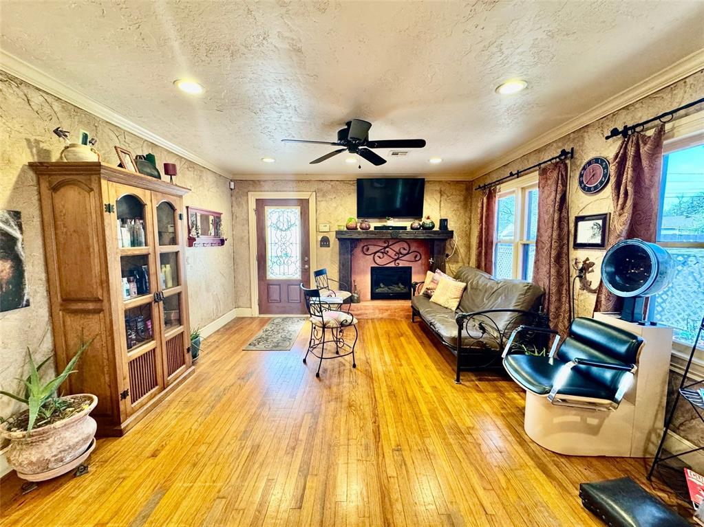 1510 W Gore Boulevard Property Photo 26