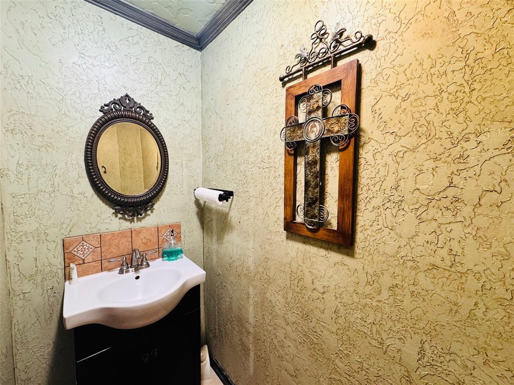 1510 W Gore Boulevard Property Photo 30