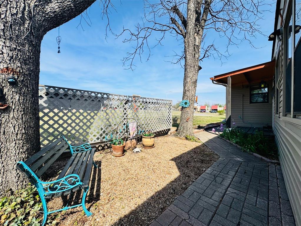 1510 W Gore Boulevard Property Photo 42
