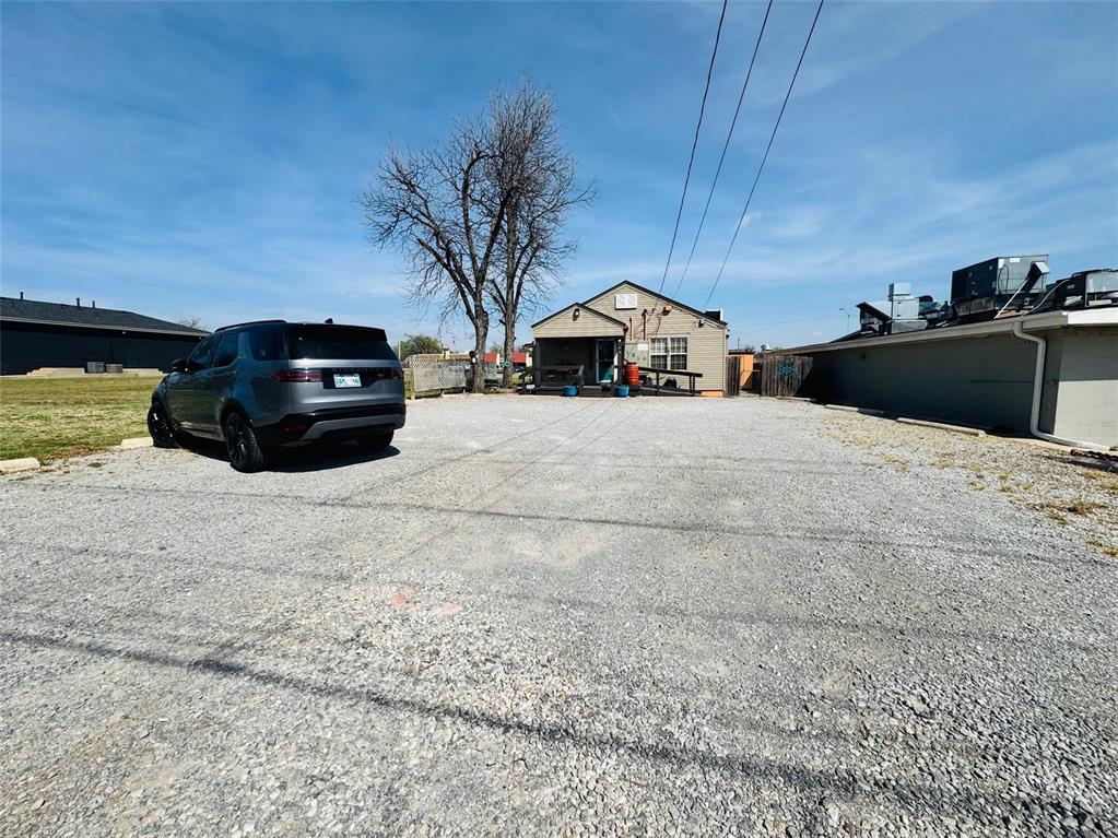 1510 W Gore Boulevard Property Photo 45