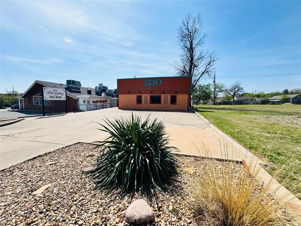 1510 W Gore Boulevard Property Photo 46