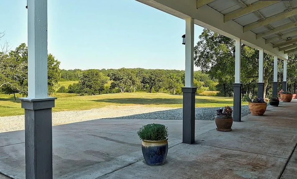 330730 E 860 Road Property Photo 6