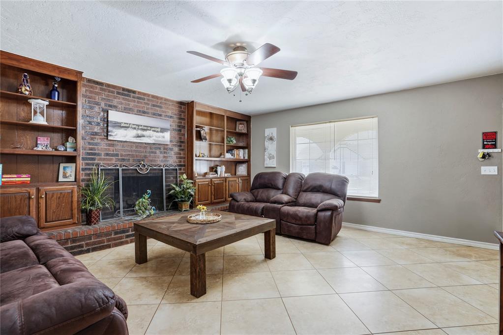 608 S Patterson Drive Property Photo 1