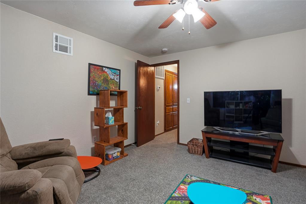 608 S Patterson Drive Property Photo 25