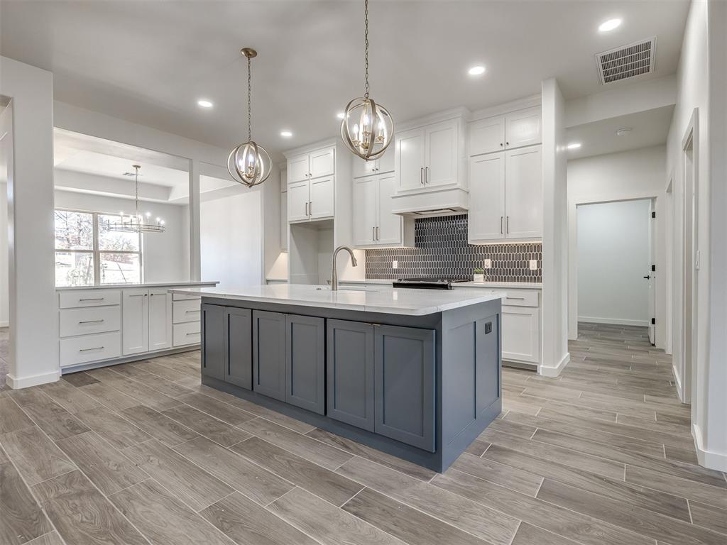10924 Sandstone Ridge Way Property Photo 1