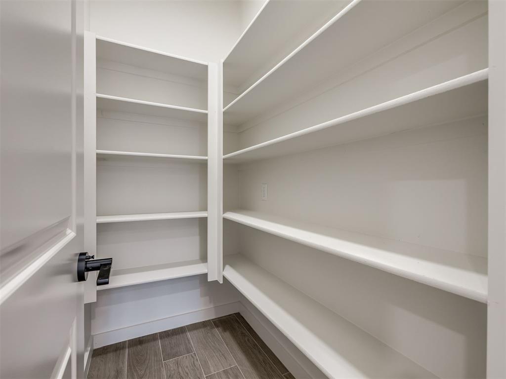 10924 Sandstone Ridge Way Property Photo 19