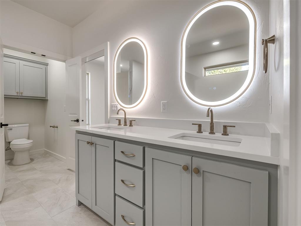 10924 Sandstone Ridge Way Property Photo 25