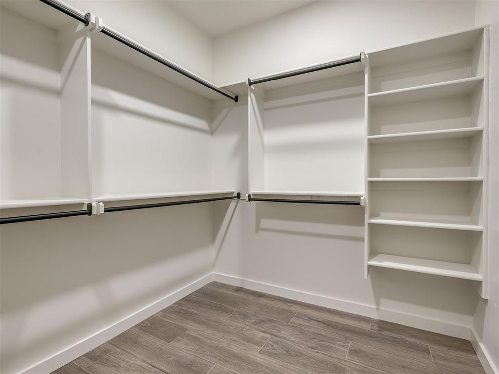 10924 Sandstone Ridge Way Property Photo 28