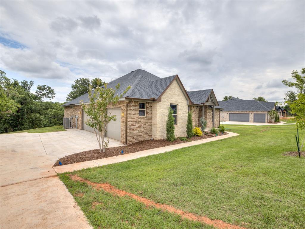 10924 Sandstone Ridge Way Property Photo 49