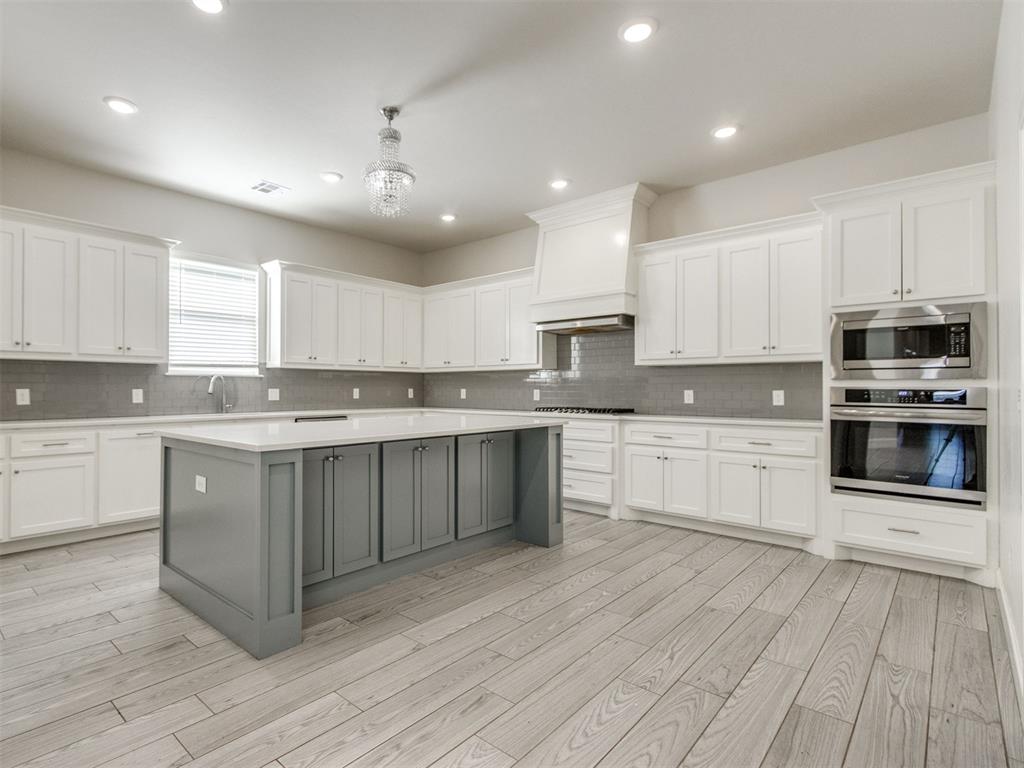 10917 Oaksplinter Lane Property Photo 31