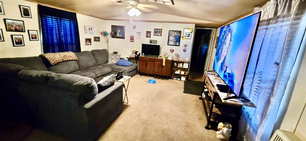 14102 Perry Drive Property Photo 8