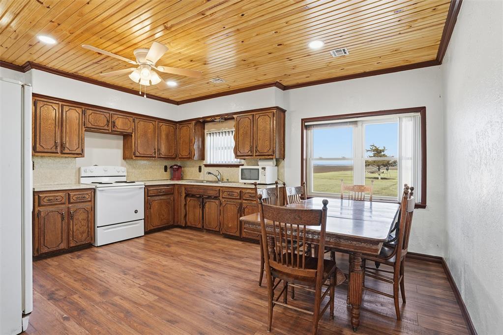 16127 S County Road 211 Property Photo 9
