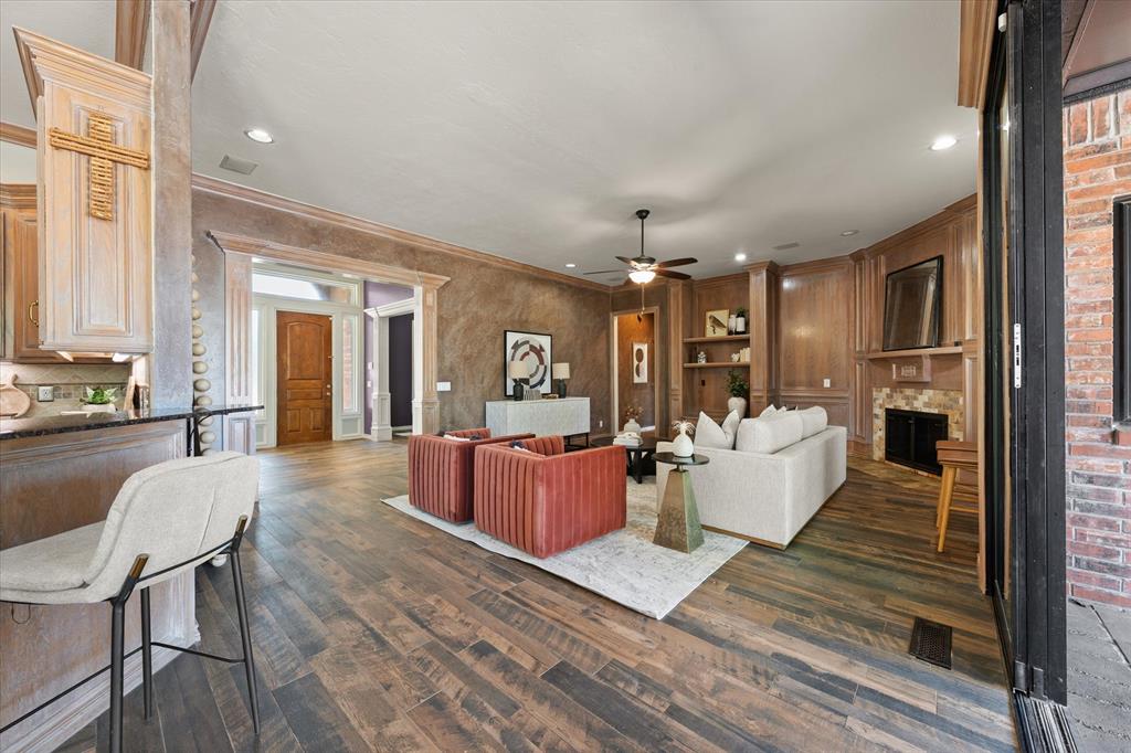 14705 Longford Way Property Photo 9