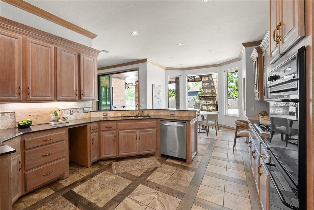 14705 Longford Way Property Photo 13