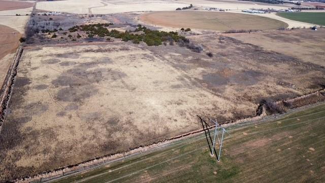 29093 2530 Fields Property Photo 4
