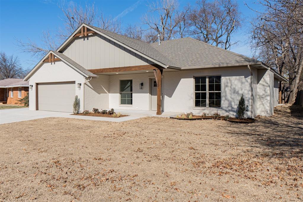 1521 Cruce Street Property Photo 2