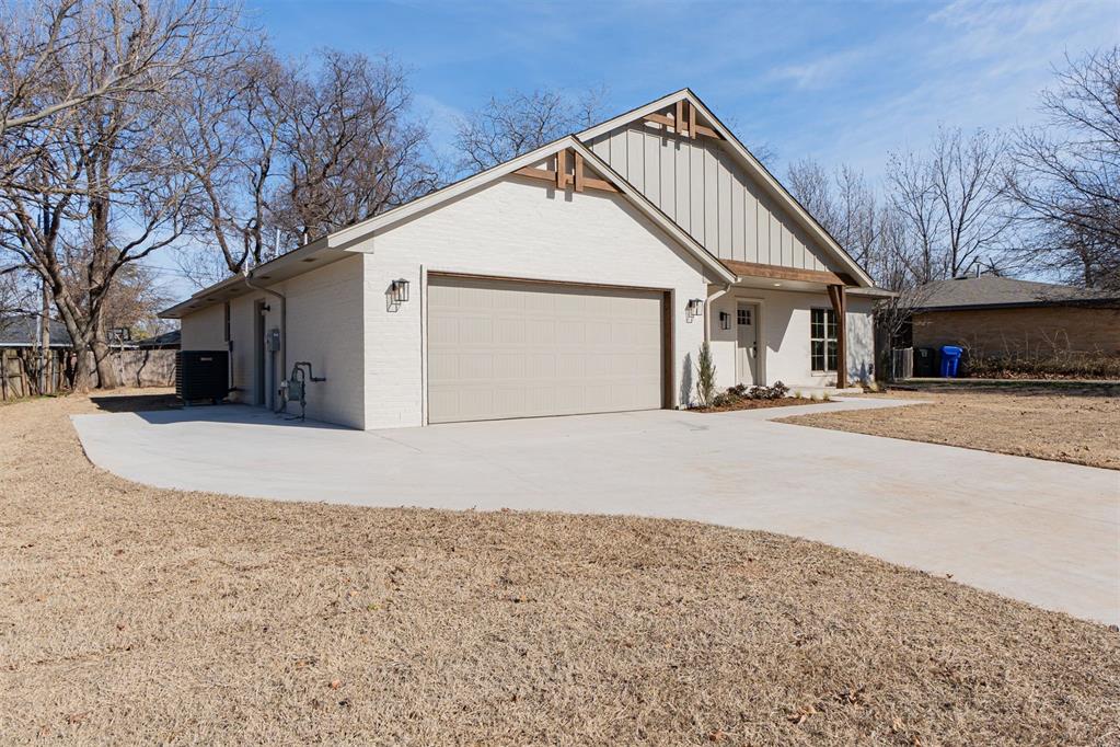 1521 Cruce Street Property Photo 4