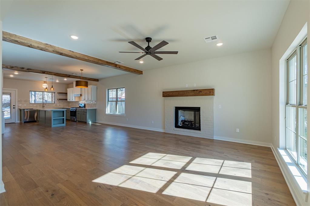 1521 Cruce Street Property Photo 7