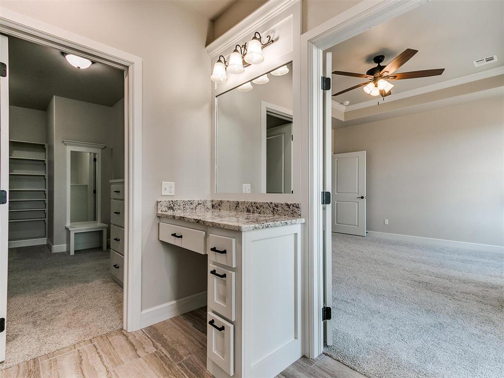 701 S Cimarron Road Property Photo 14