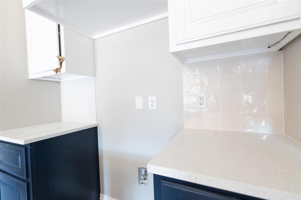 5509 Eden View Drive Property Photo 6