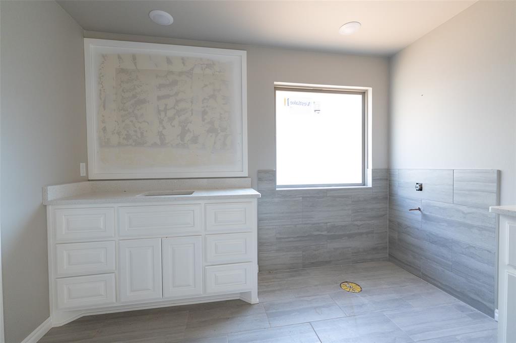 5509 Eden View Drive Property Photo 11