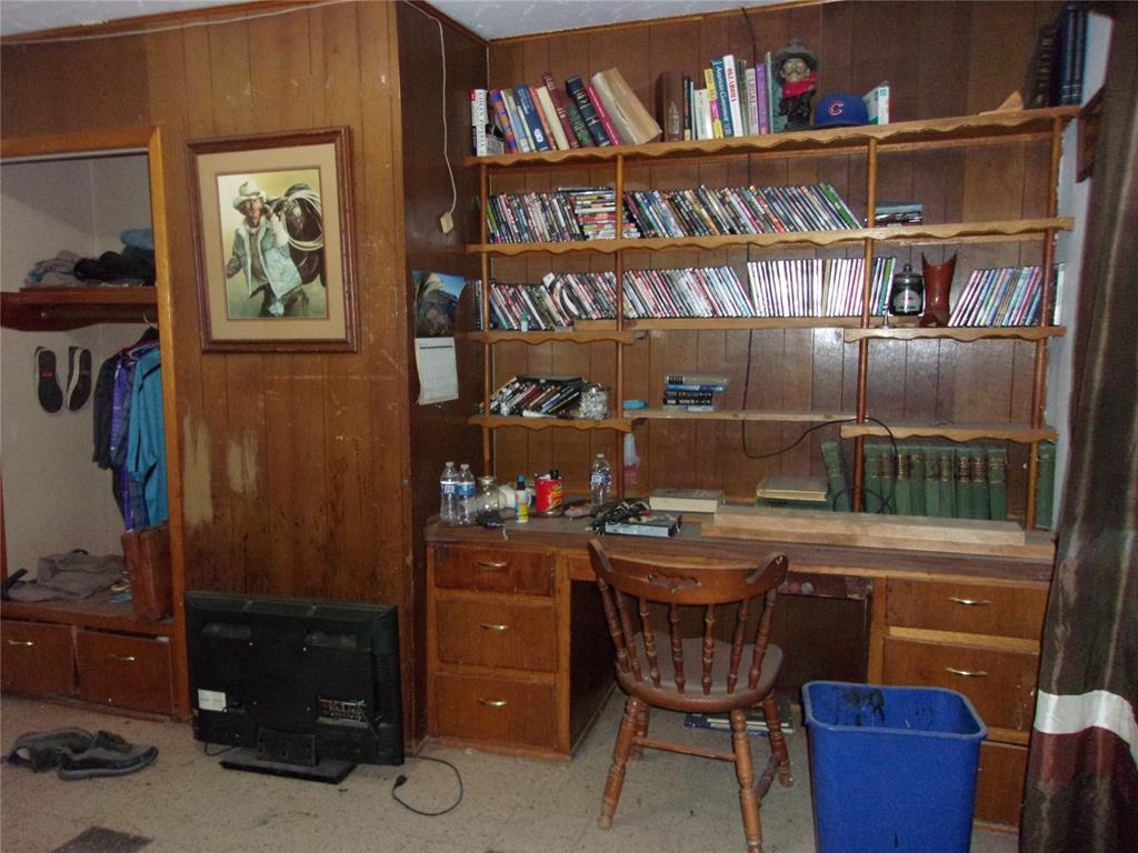 103355 S 3350 Road Property Photo 25