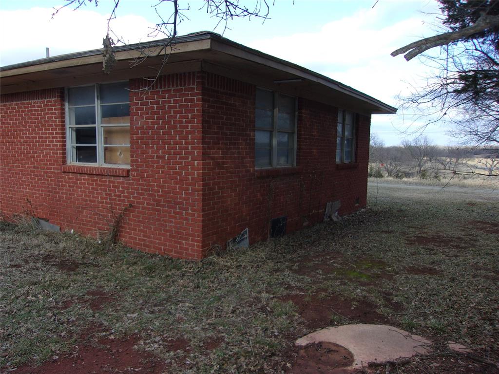 103355 S 3350 Road Property Photo 45