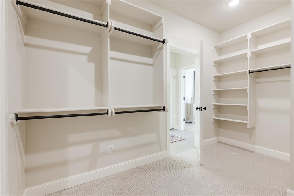 1732 Paseo Place Property Photo 11